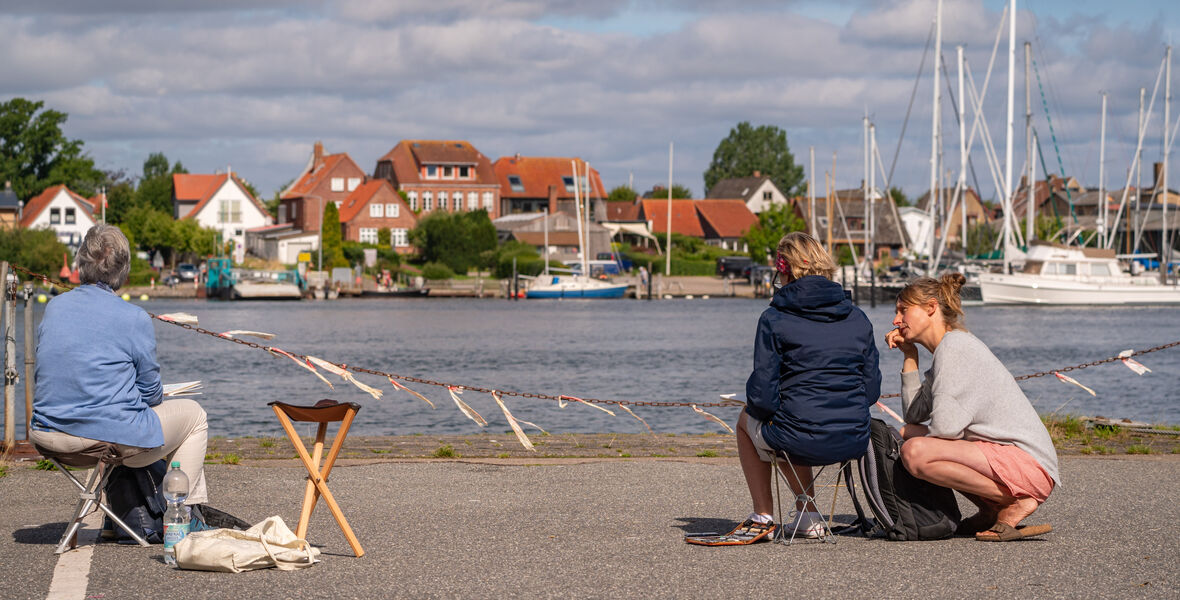 gemeinsames Malen an der Schlei